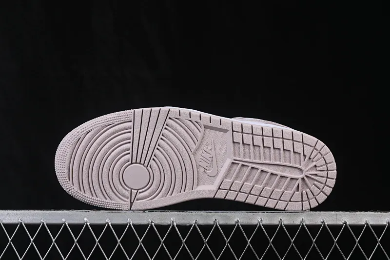 All categories Air Jordan Jordan series basketball shoes Air Jordan 1 Low G version pure original Air Jordan 1 Low AJ1 Joe 1 rice white powder low-top cultural casual sneakers DC0774-606